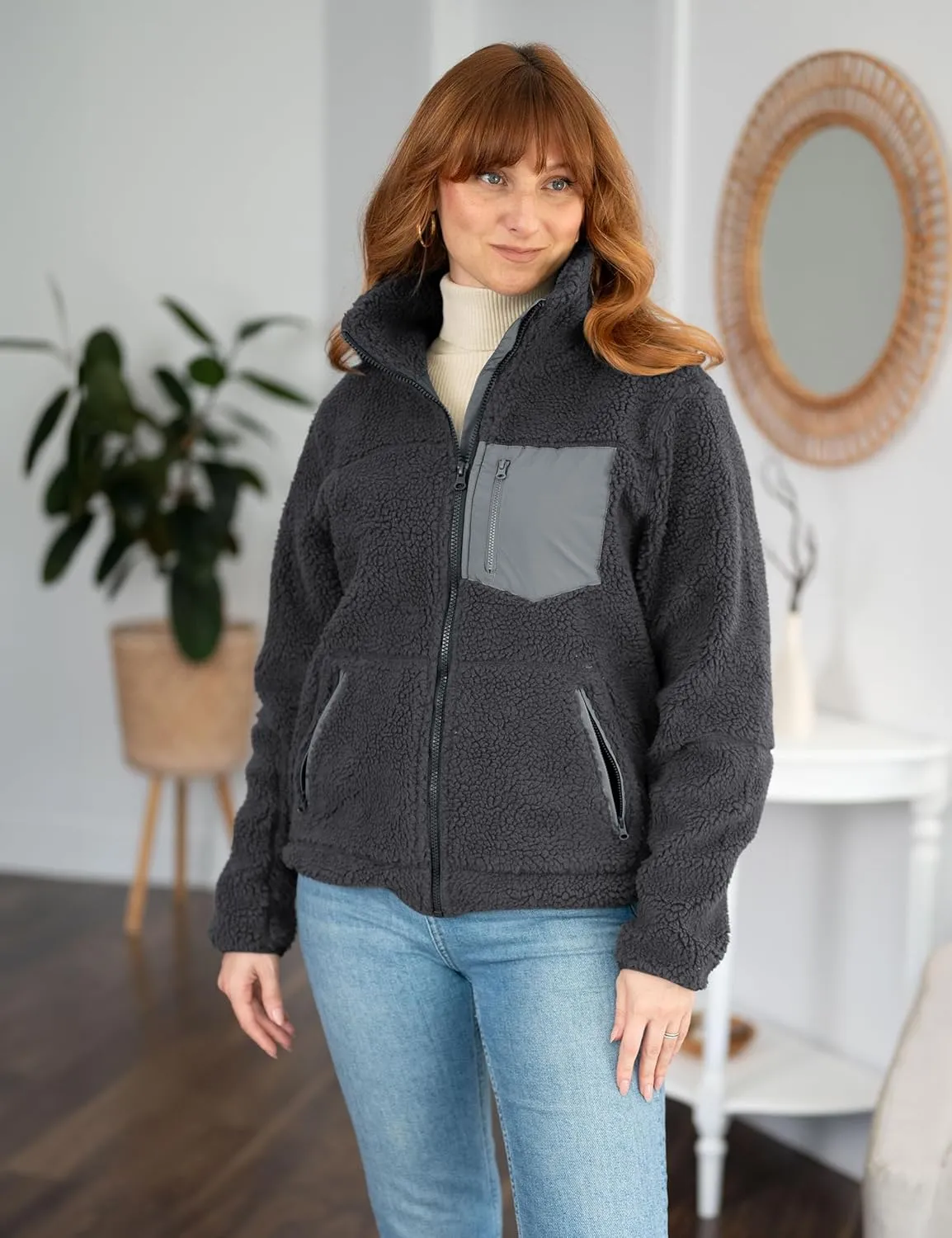 luvamia Sherpa Jackets for Women Trendy Zip Up Long Sleeve Winter Fall Casual Warm Fleece Coat Jackets with Pockets