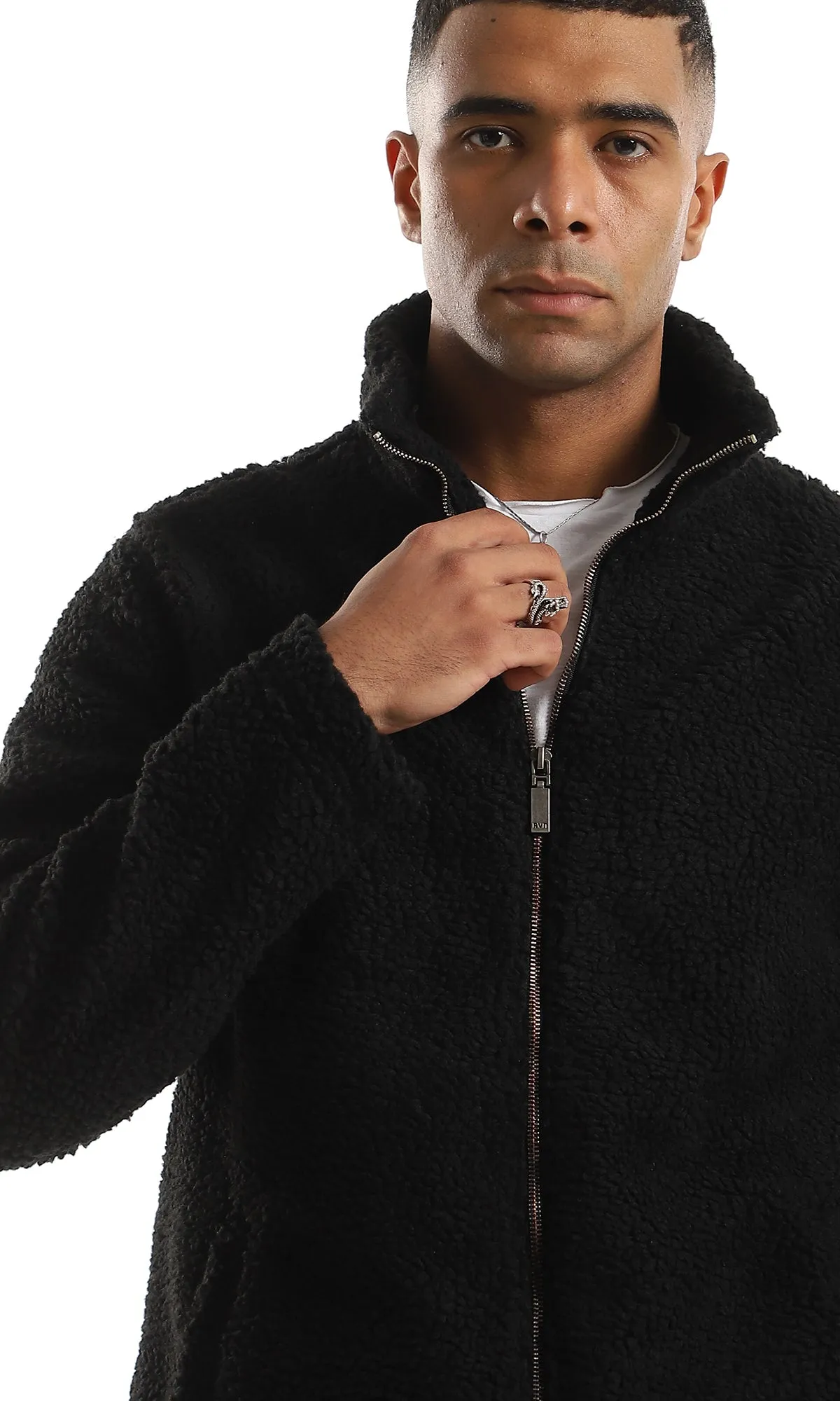 O156174 Cozy Fur Zip Through Neck Black Jacket With Side Pockets