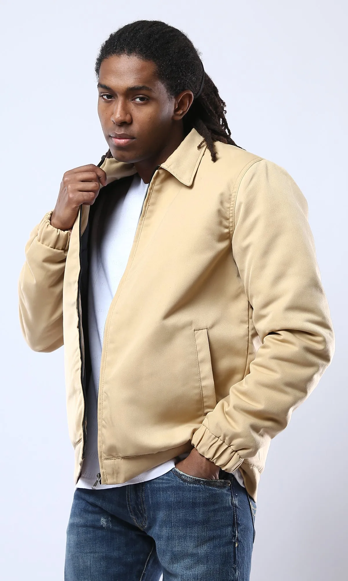 O174462 Solid Sand Zipped Jacket With Side Pockets